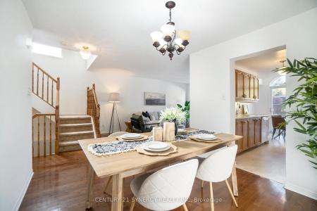 3 VILLANDRY STREET, Barrhaven, Ontario K2G 6X7, Canadá