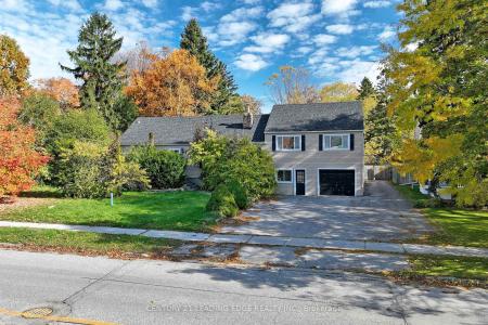 1717 BROCK STREET S, Whitby, Ontario L1N 4M7, Canadá