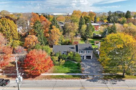 1717 BROCK STREET S, Whitby, Ontario L1N 4M7, Canadá