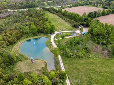 314346 ROCKY CHURCH ROAD W, West Grey, אונטריו N0G 1R0, קנדה 