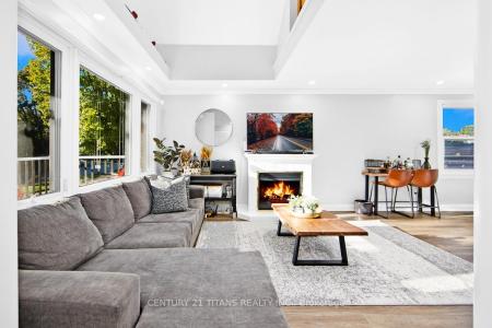 857 MASSON STREET, Oshawa, 安大略省 L1G 5B1, 加拿大