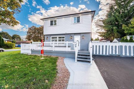 3 FLAMINGO CRESCENT, Brampton, Ontario L6T 2G4, Kanada