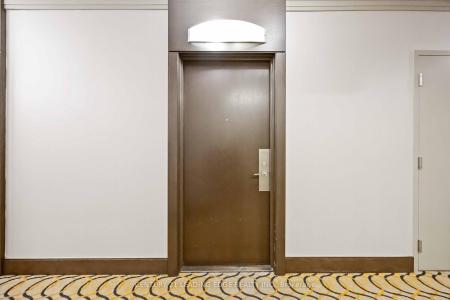 100 HARRISON GARDEN BOULEVARD, Toronto, Ontario M2N 0C2, Canada