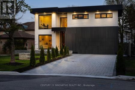 10 HAIDA COURT, Toronto (highland Creek), Ontario M1C 3L1, Canada