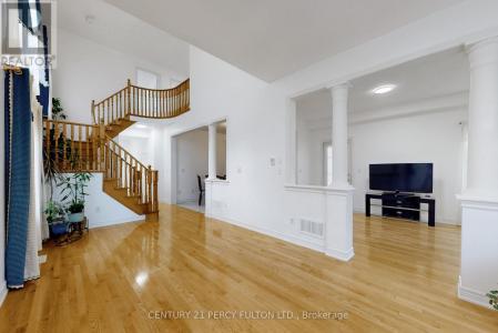 5 ATTMAR DRIVE, Brampton (bram East), Ontario L6P 2R4, Canada