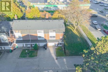 102 TRAILRIDGE CRESCENT, Toronto (morningside), Ontario M1E 4C5, Canada