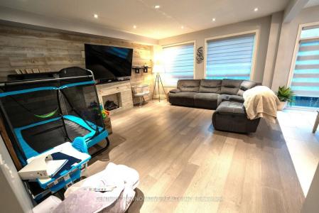 2406 BRIDLE ROAD, Oshawa, Ontario L1L 0C1, Canada