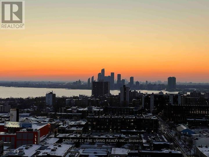 150 EAST LIBERTY STREET, Toronto (niagara), Ontario M6K 3R5, Kanada