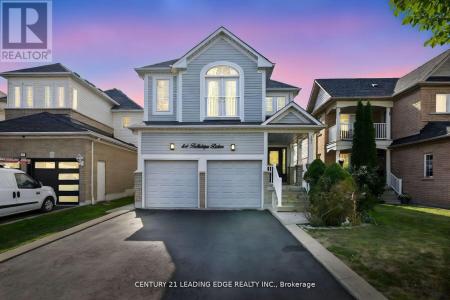 84 TALLSHIPS DRIVE, Whitby (port Whitby), Ontario L1N 9X5, CANADÁ