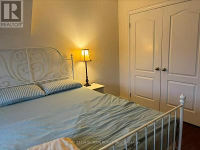 81 SERANO CRESCENT, Richmond Hill (jefferson), Ontario L4E 0R7, Canada