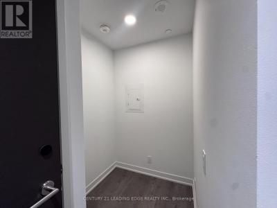 39 MARY STREET, Barrie (city Centre), Ontario L4N 1S9, Canada