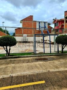 AV. THADEO HAENKE ESQUINA JUAN PABLO SEGUNDO, CONDOMINIO 'LAS TORRES' , Oeste, Cochabamba, Bolivia