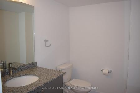 203 WEST OAK TRAIL S, Kitchener, 安大略省 N2R 0R9, 加拿大