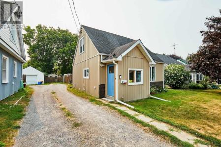 35 CAROLINE STREET, Port Hope, Ontario L1A 1Y6, Canada