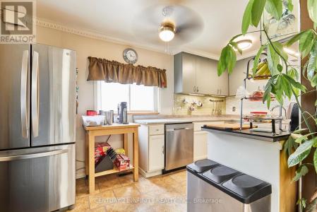 35 CAROLINE STREET, Port Hope, 安大略省 L1A 1Y6, 加拿大