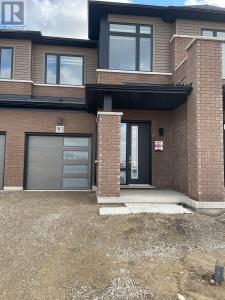 913 DOURO STREET, Stratford, Ontario N5A 0M3, Canada