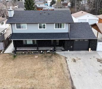 1206 50 STREET, Edson, Alberta T7E 1G2, Canadá