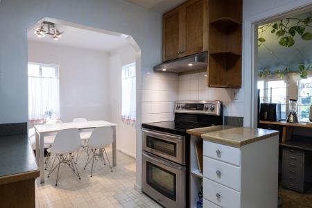 1512 SEVENTH AVENUE, New Westminster, British Columbia V3M 2K3, Canada