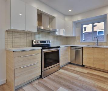 2345-2349 Av. Montclair, Montréal (Côte-des-Neiges/Notre-Dame-de-Grâce), Quebec H4B 2H9, Kanada