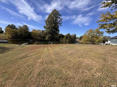 21 BRICKER Circle, Avon, 伊利諾州 61415, 美國