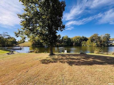 21 BRICKER Circle, Avon, 伊利諾州 61415, 美國