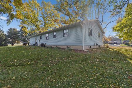 522 Lombard Drive, Milton, ウィスコンシン 53563-1703, アメリカ合衆国