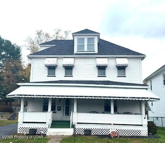 55 Welsh Street, Jenkins Township, Pensilvania 18640, Estados Unidos