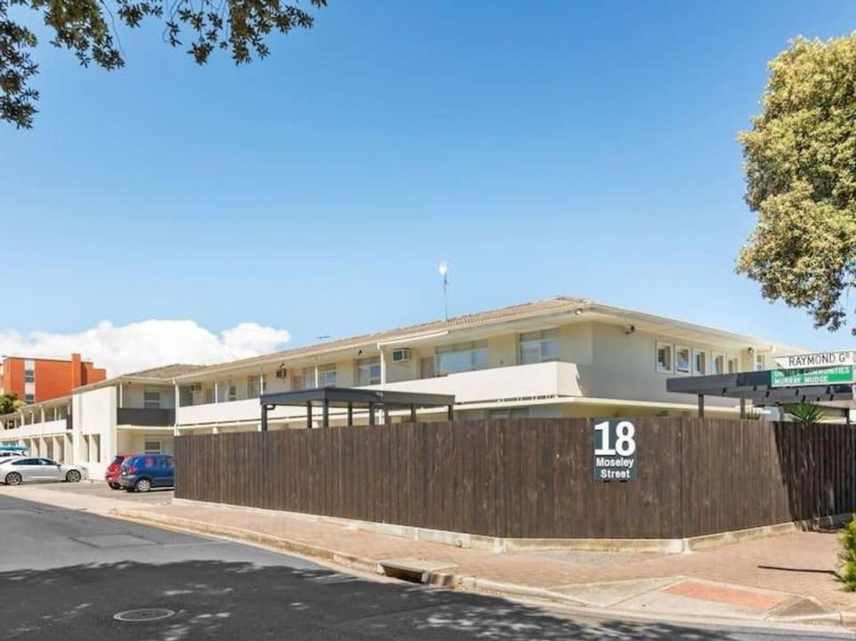 23 / 18 Moseley Street, Glenelg, SA 5045, Australia