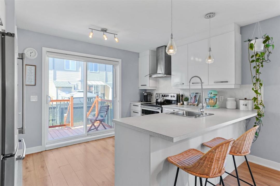 1471  Place des Graminées, Saint-Rémi, Quebec J0L 2L0, Canada