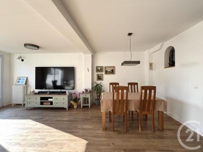 Suresnes, איל-דה-פרנס 92150, צרפת