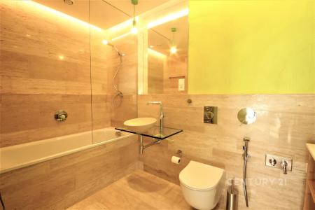 Komunardů, Praha, Území Hlavního Města Prahy 100 00, Repubblica Ceca