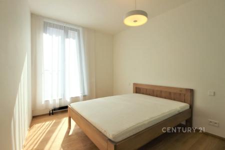 Komunardů, Praha, Území Hlavního Města Prahy 100 00, Repubblica Ceca