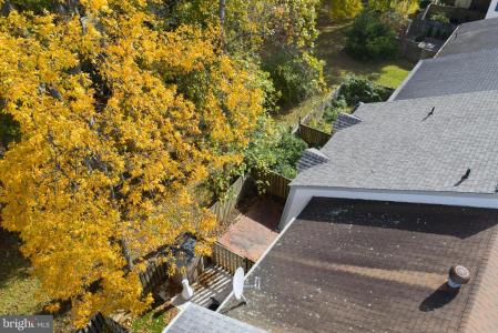 9521 Cherry Oak Court, Burke, וירג'יניה 22015, ארצות הברית של אמריקה