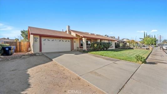 14219 Luna, Victorville, California 92392