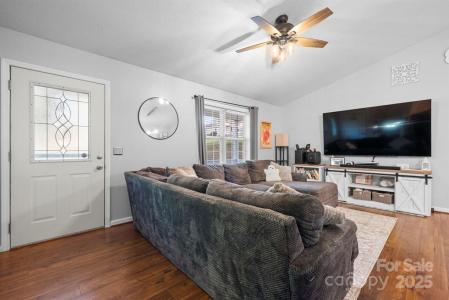 112 Surrey Drive, Morganton, Karolina Północna 28655, USA