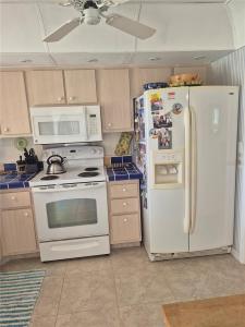 4750 Cove Cr. #303, St. Petersburg, 佛羅里達州 33708, 美國