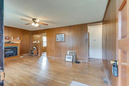 40736 West Morgan Avenue, Pennington Gap, 弗吉尼亚州 24277, 美国