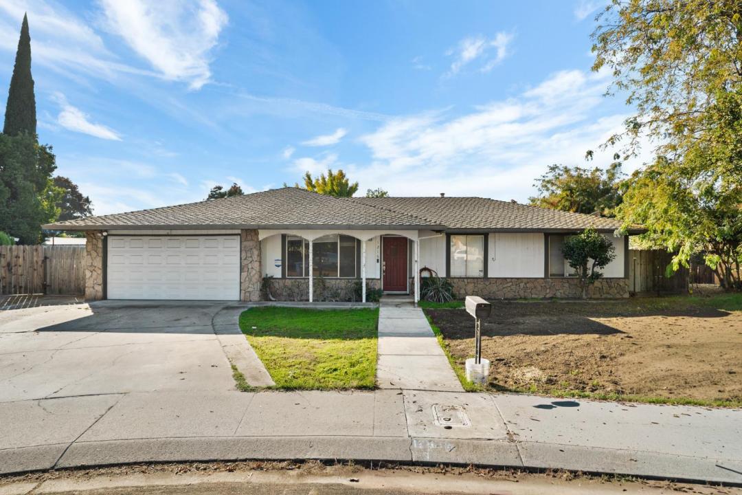 1216 Mist Flower, Modesto, California 95355