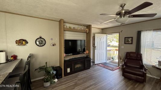 519 Johns Creek St, Clinton, Tennessee 37716, Estados Unidos