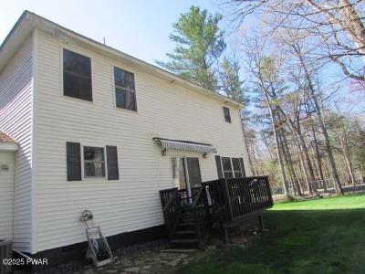 102 Yvonne Court, Dingmans Ferry, Pensilvania 18328, Estados Unidos