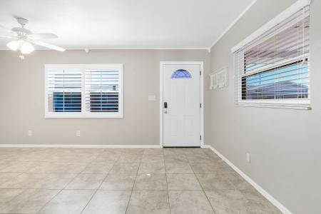 12400 Park Blvd. #119, Seminole, Florida 33772
