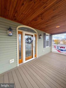 702 E Main St, Maple Shade, New Jersey 08052, USA