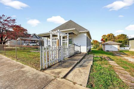 1117 P Street, Bedford, 印第安纳州 47421-2819, 美国