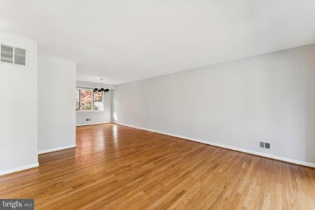 7702 Leesburg Drive, Bethesda, 馬里蘭州 20817, 美國