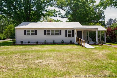 671 Forest Drive, Robbins, צפון קרוליינה 27325, ארצות הברית של אמריקה 