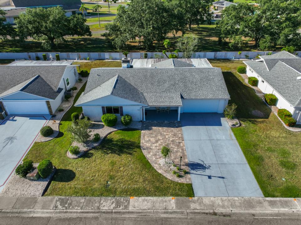 1818 Danbury Dr, Sun City Center, Floryda 33573, USA