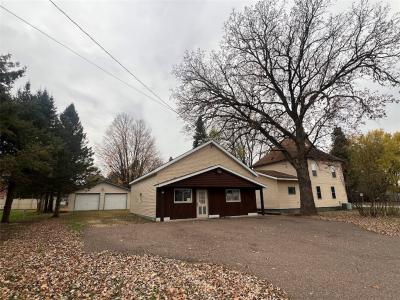 2202 S Broadway Street, Menomonie, Wisconsin 54751, USA