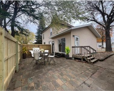 2202 S Broadway Street, Menomonie, Wisconsin 54751, États-Unis