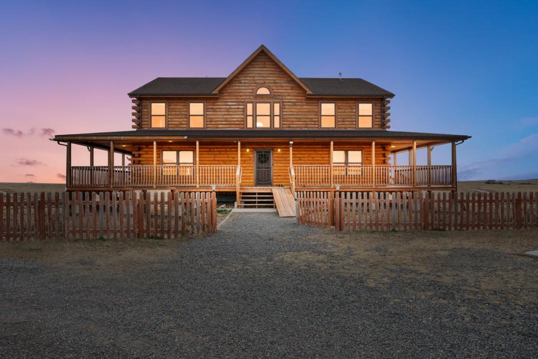 363 Lawman Ln, Carpenter, Wyoming 82054