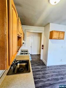 32-34 Halstead Street, Kearny, ニュージャージー 07032, アメリカ合衆国